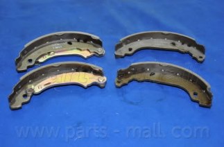 PARTS-MALL PLX-001L Brake Shoe Set